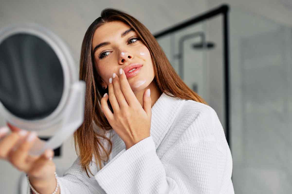 بهترین روش برای پاکسازی پوست صورت چیست